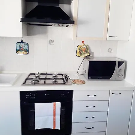 Max And Sea Parking Free Street Appartement *