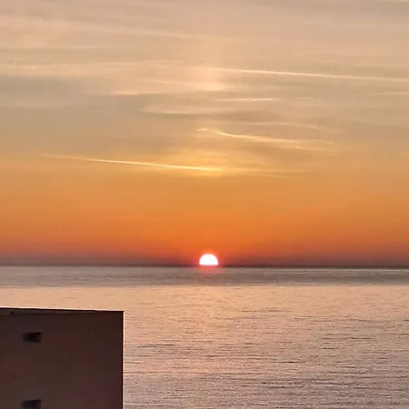 Max And Sea Parking Free Street San Remo