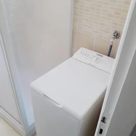 Max And Sea Parking Free Street San Remo