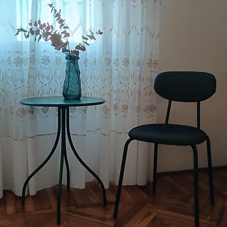 Max And Sea Parking Free Street Апартаменты *