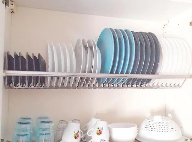 Max And Sea Parking Free Street *