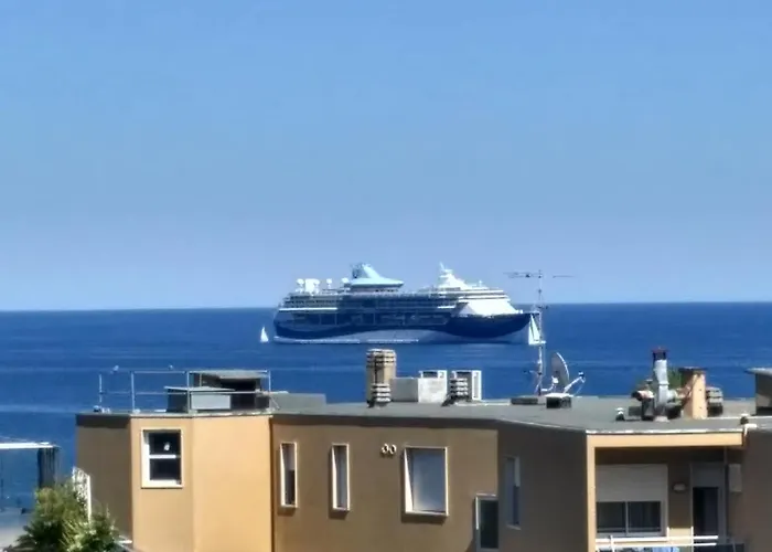 Apartment Max And Sea Parking Free Street